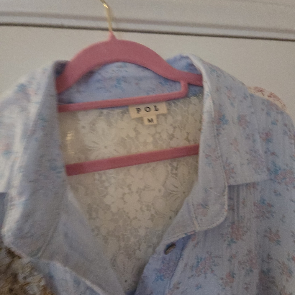 POL Light Blue Floral Patchwork Button-Up Long Ca… - image 8